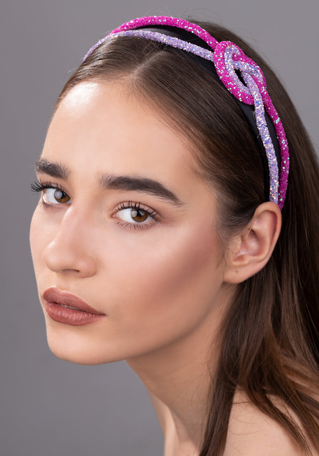 ACCESSORIES YOU MUST HAVE FOR A PERFECT LOOK!